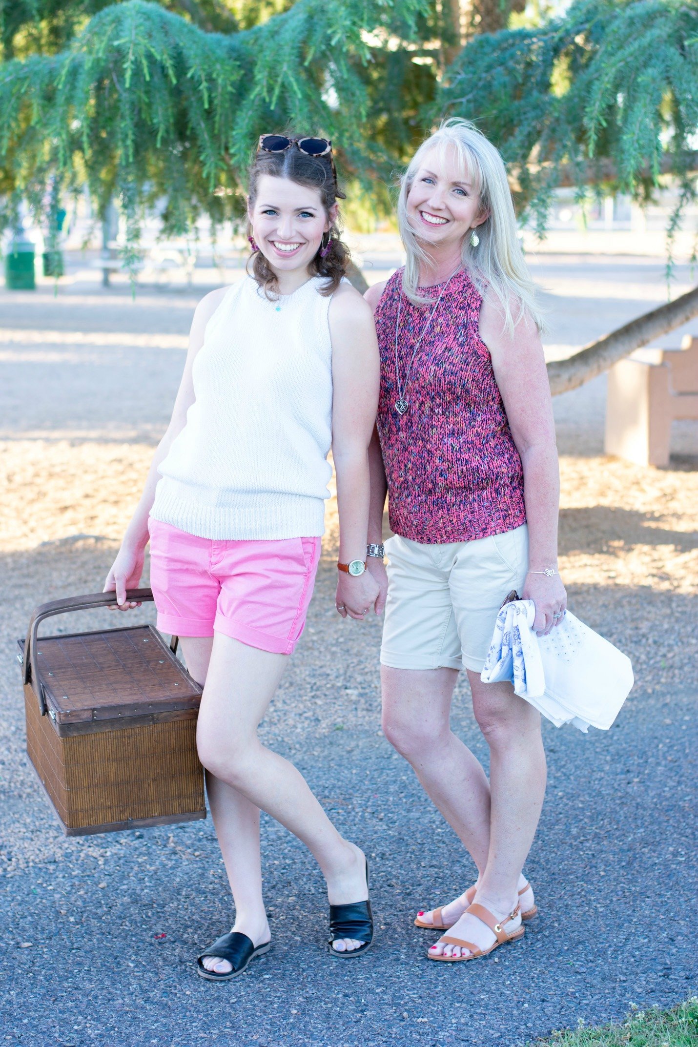 Sleeveless Summer Sweaters for Mother and Daughter