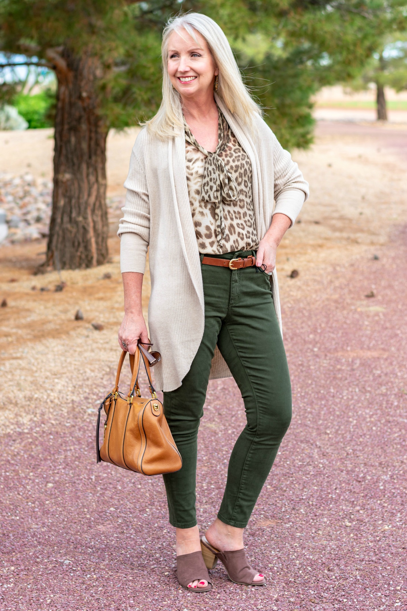 Colored Jeans and Leopard Print Blouse 2