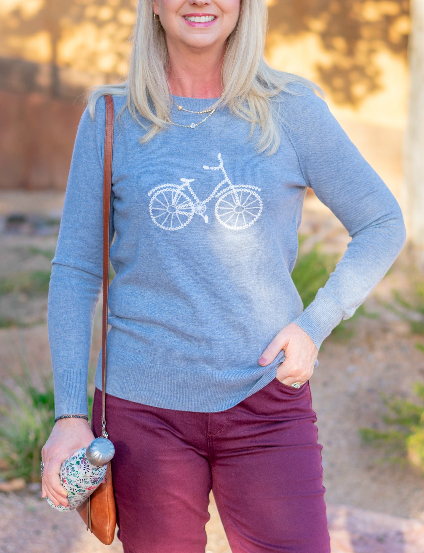 Fun Pullover + Merlot Jeans for a Casual Fall Look 