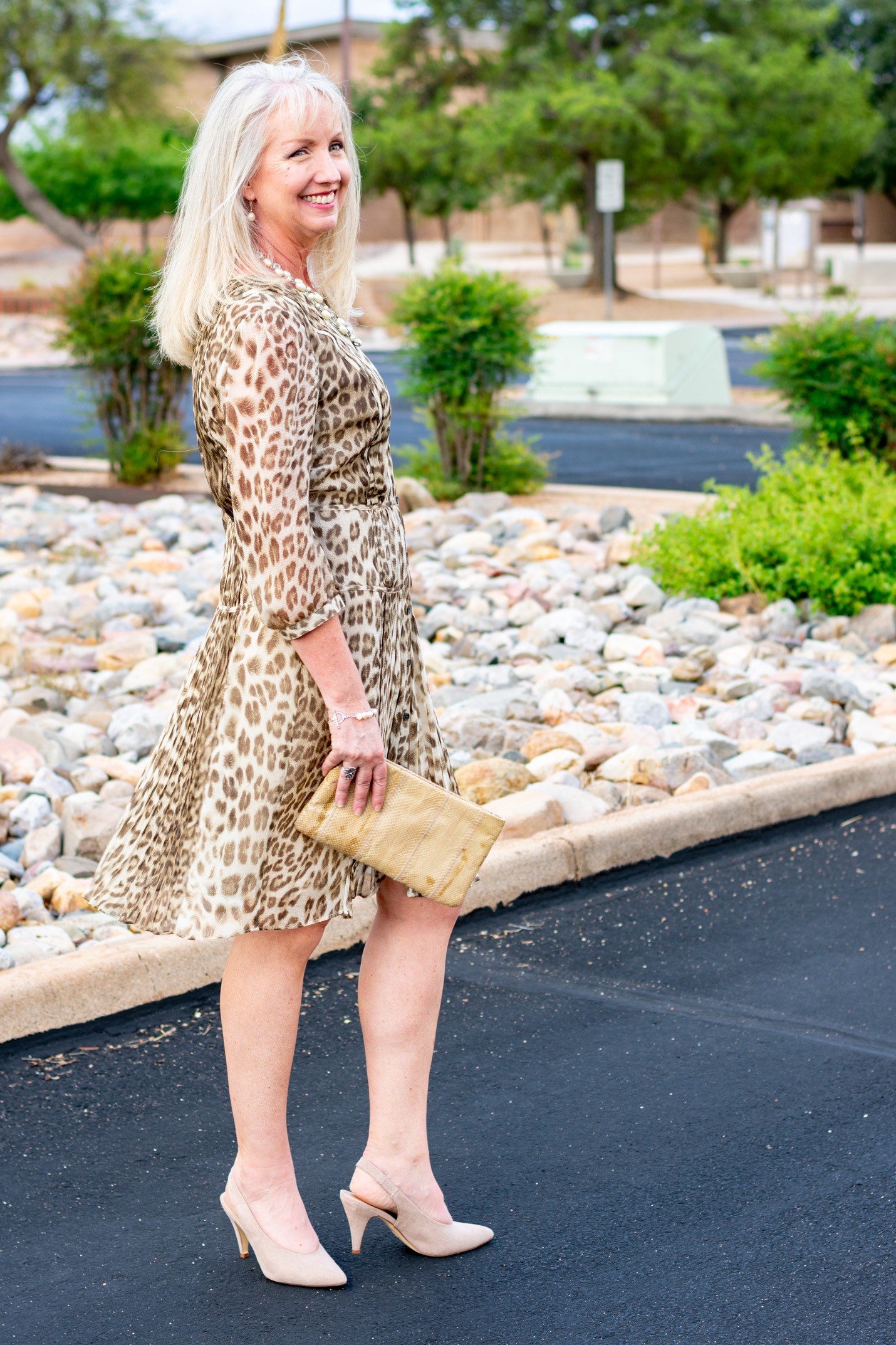 10 Tips for Wearing Leopard Print Without Going Wild