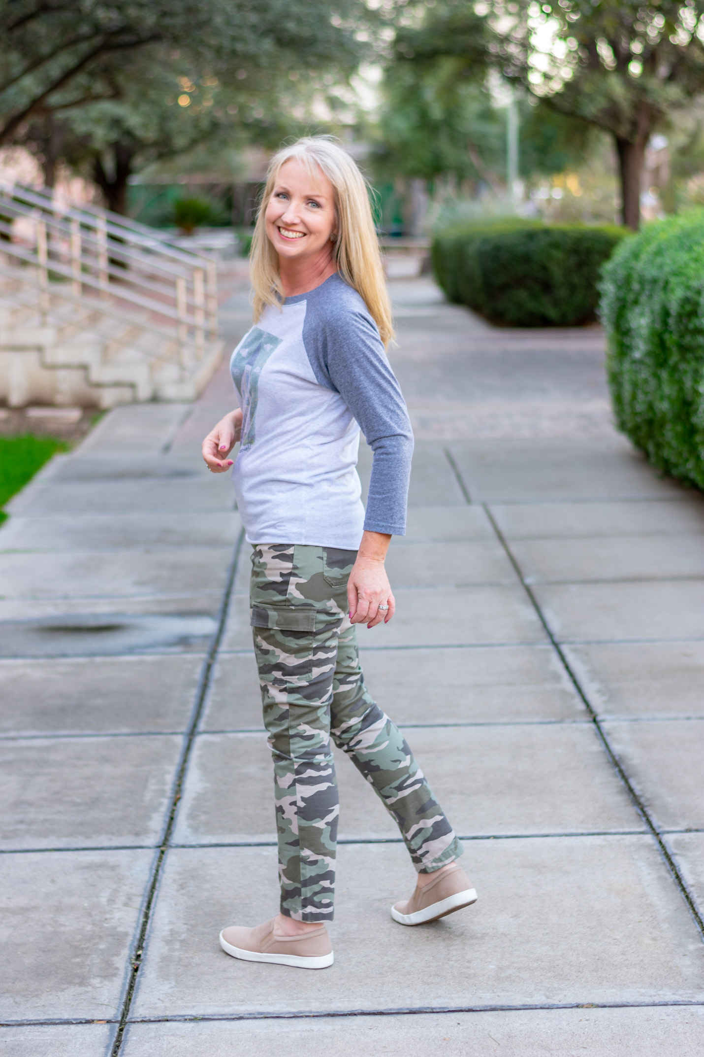 Fresh Casual Look with Camo Pants