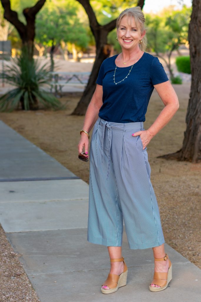 Casual Summer Work Style in Navy and White