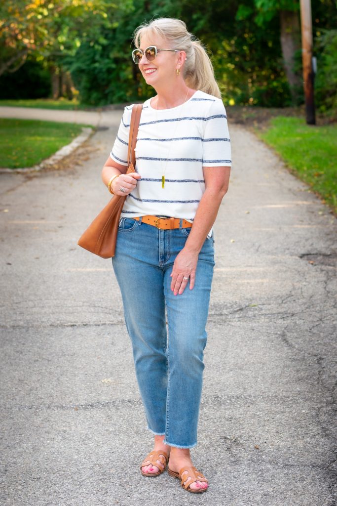 Upscale T-Shirt with Ankle Jeans