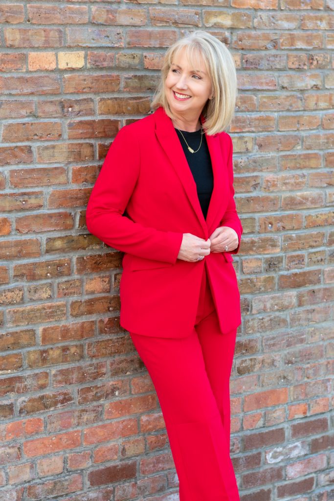 5 Ways to Wear a Red Suit