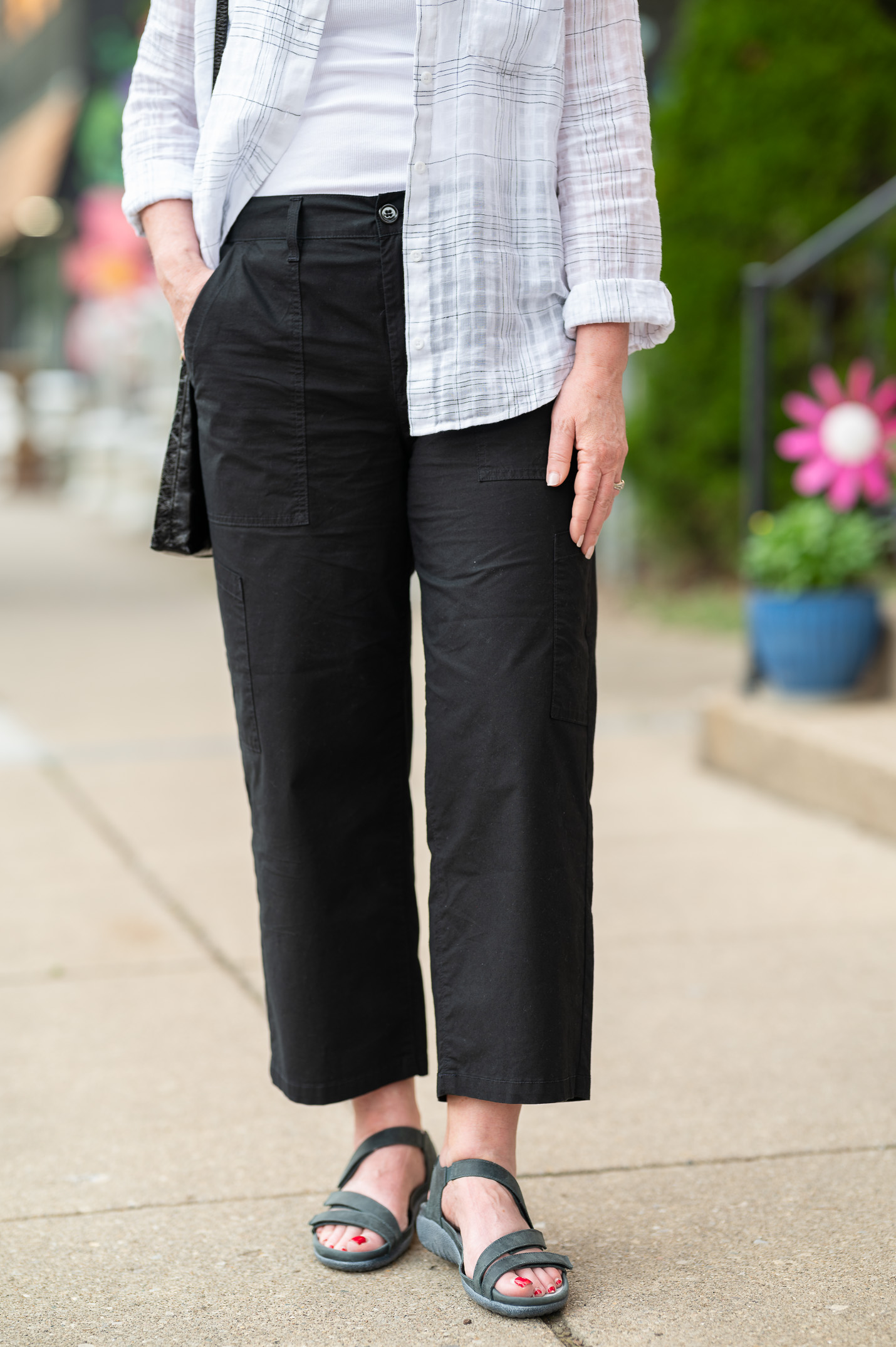 Cropped Utility Pants Outfit