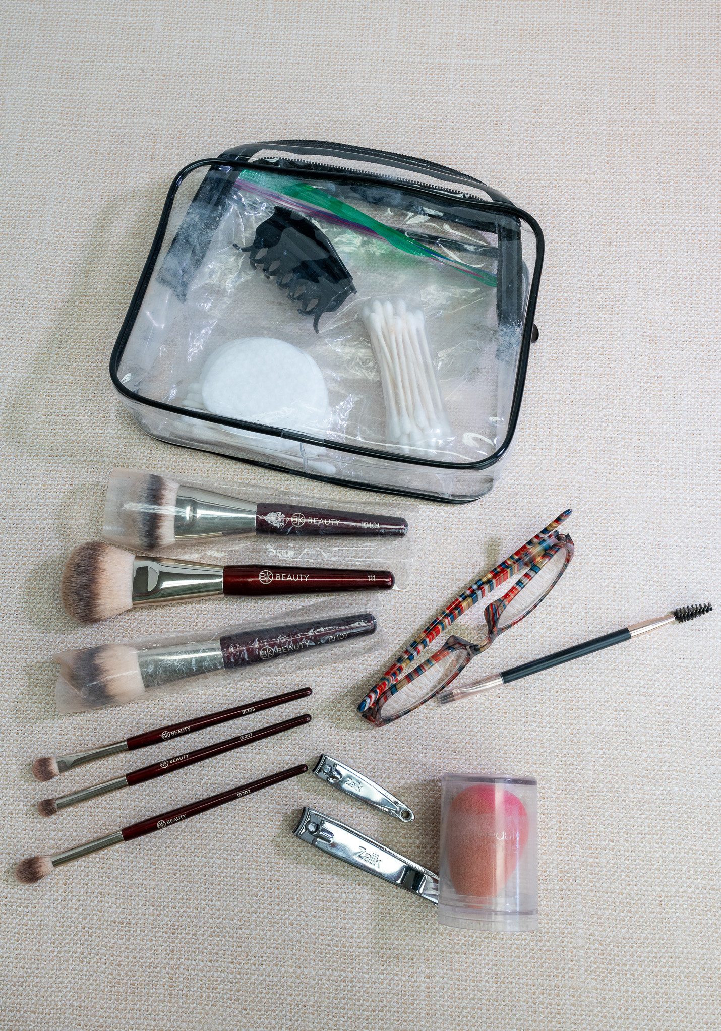 Makeup Brushes and tools