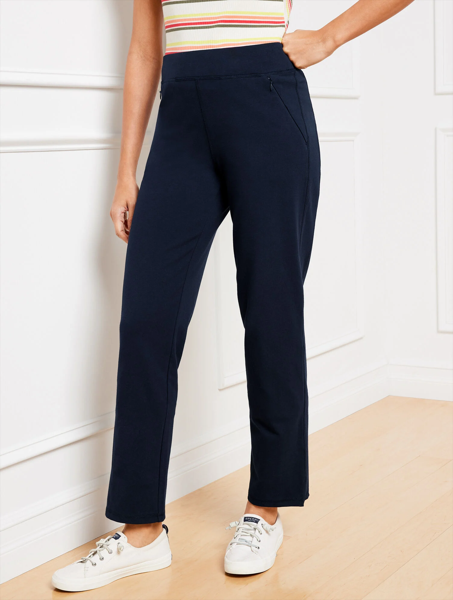 Frilled Hem Straight Pants