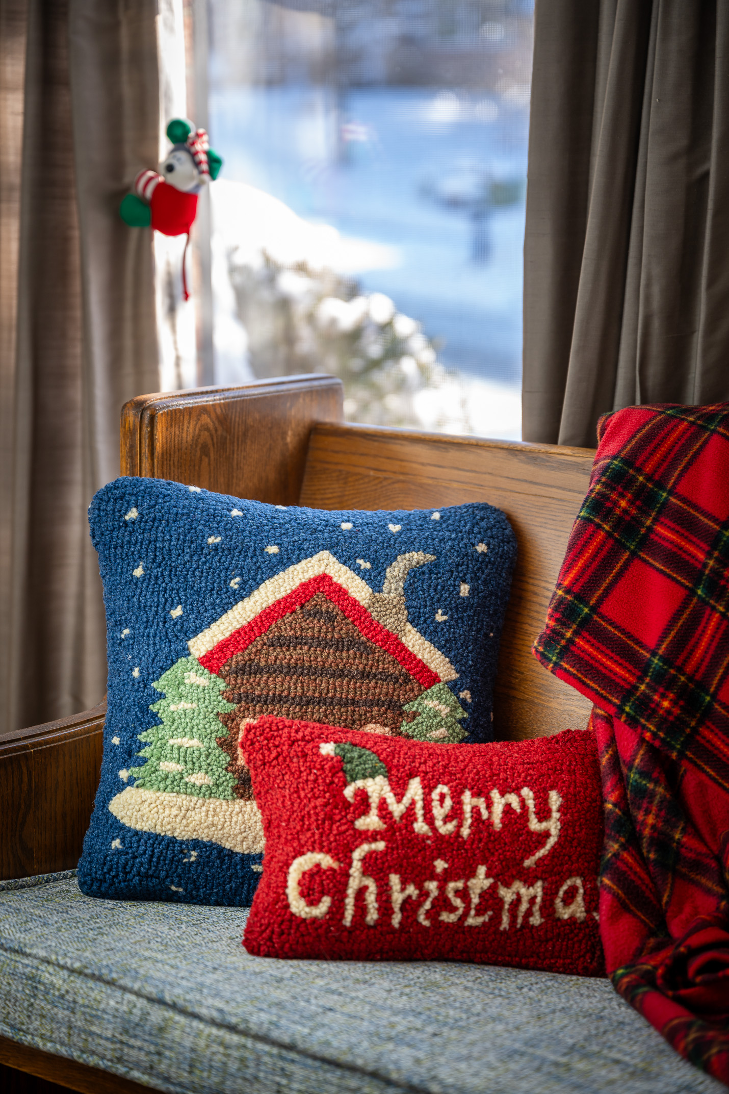 Evening Room for the Holidays