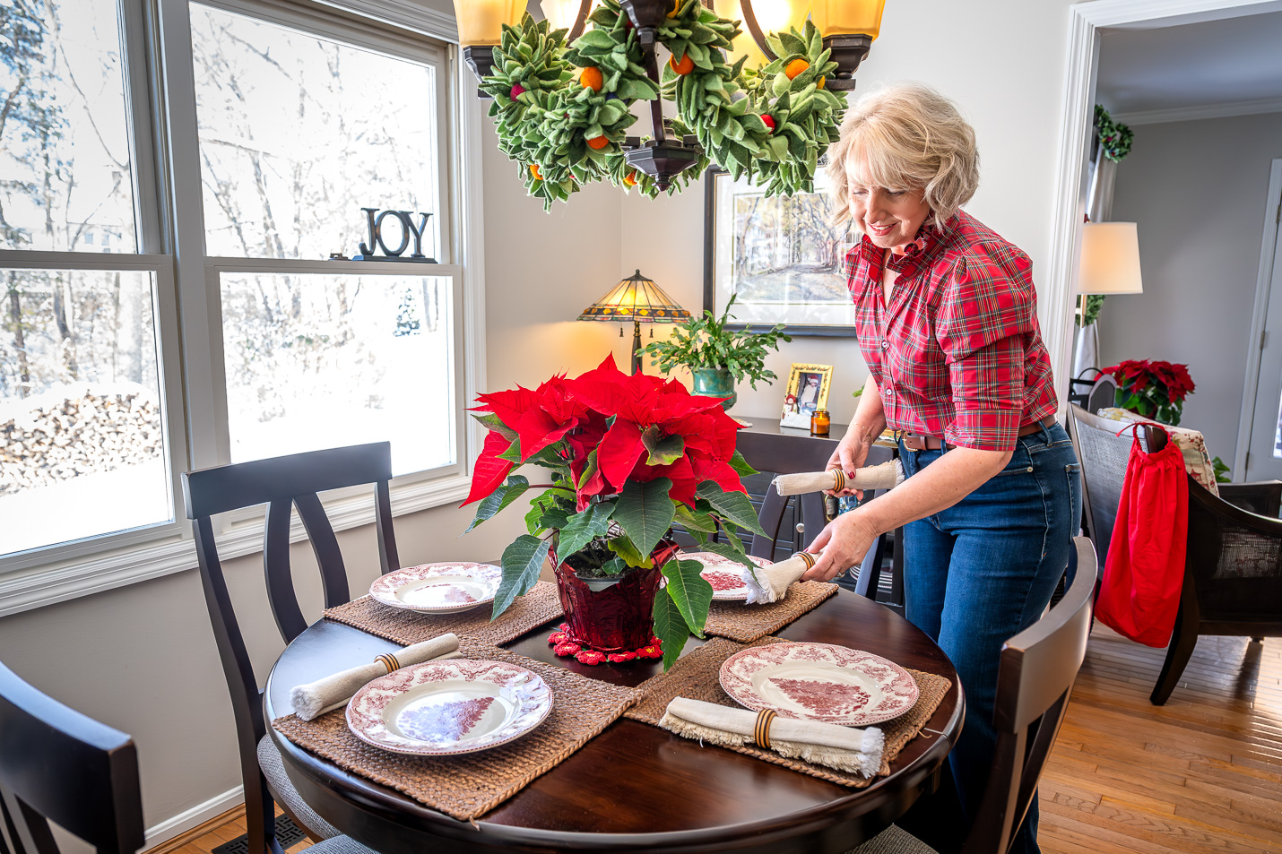 Kitchen Nook for the Holidays