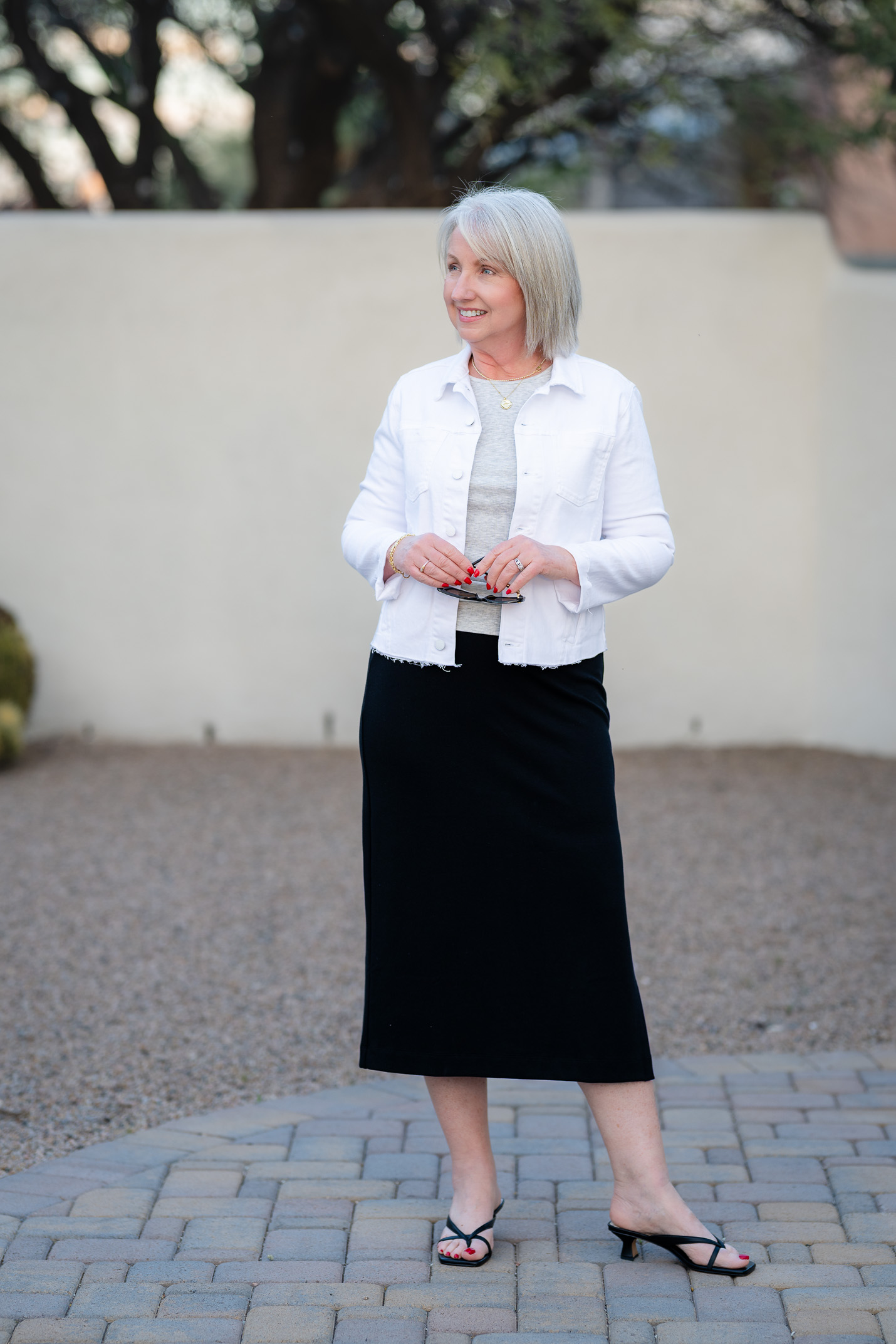 a Simple but Chic Spring Date Night Outfit Formula