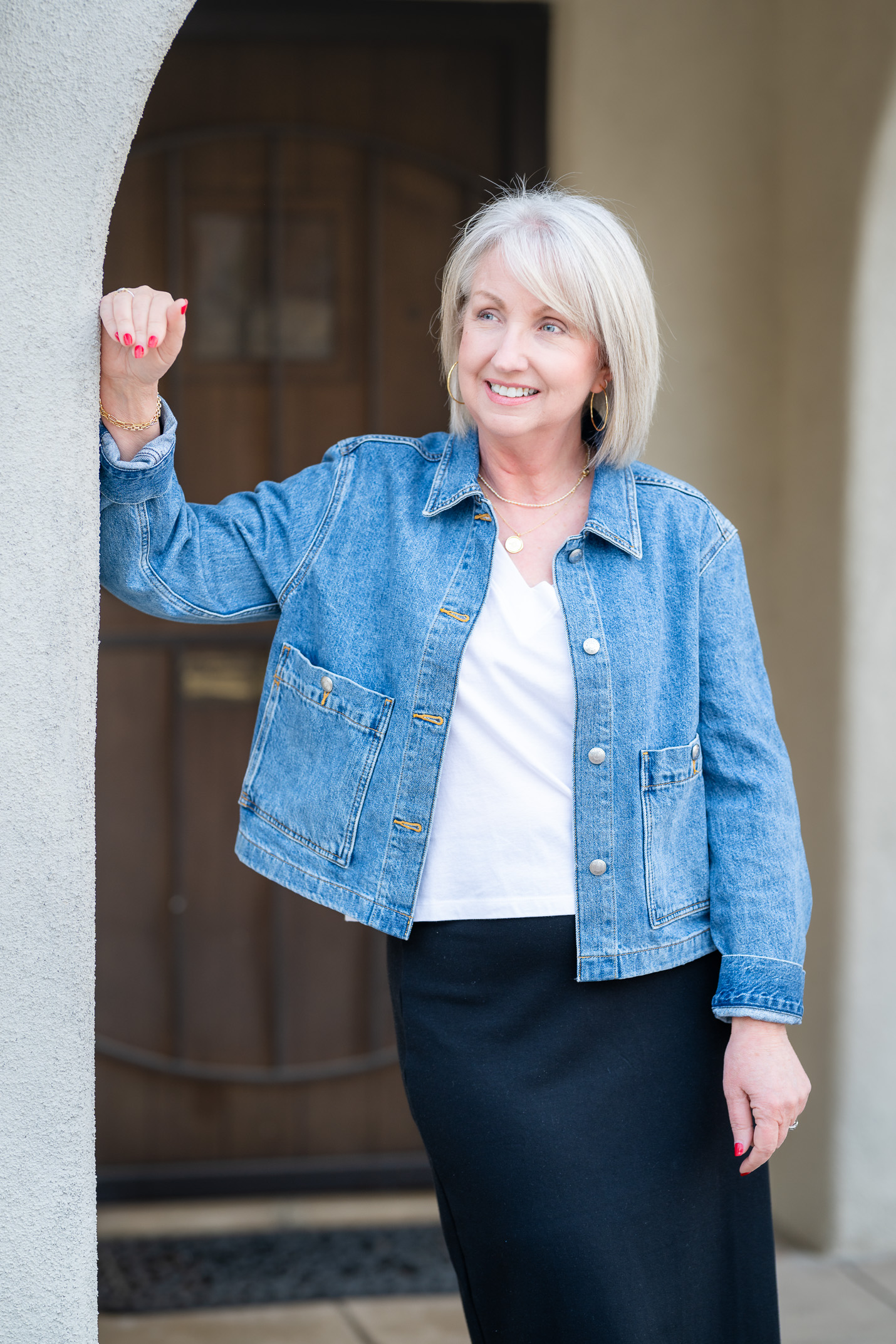 a Simple but Chic Spring Date Night Outfit Formula